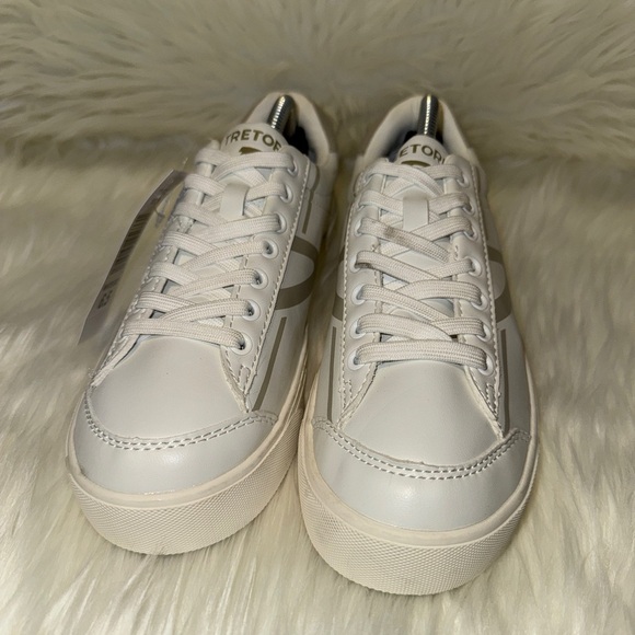 Tretorn- women’s sneakers- Nwt - Picture 3 of 6